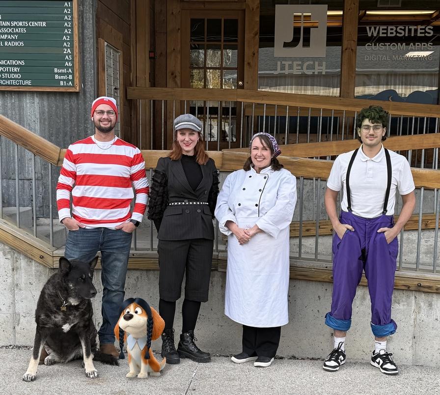 Clarence, Chelsey, Kari, Max, Hendrix, and Jay - all in costume!